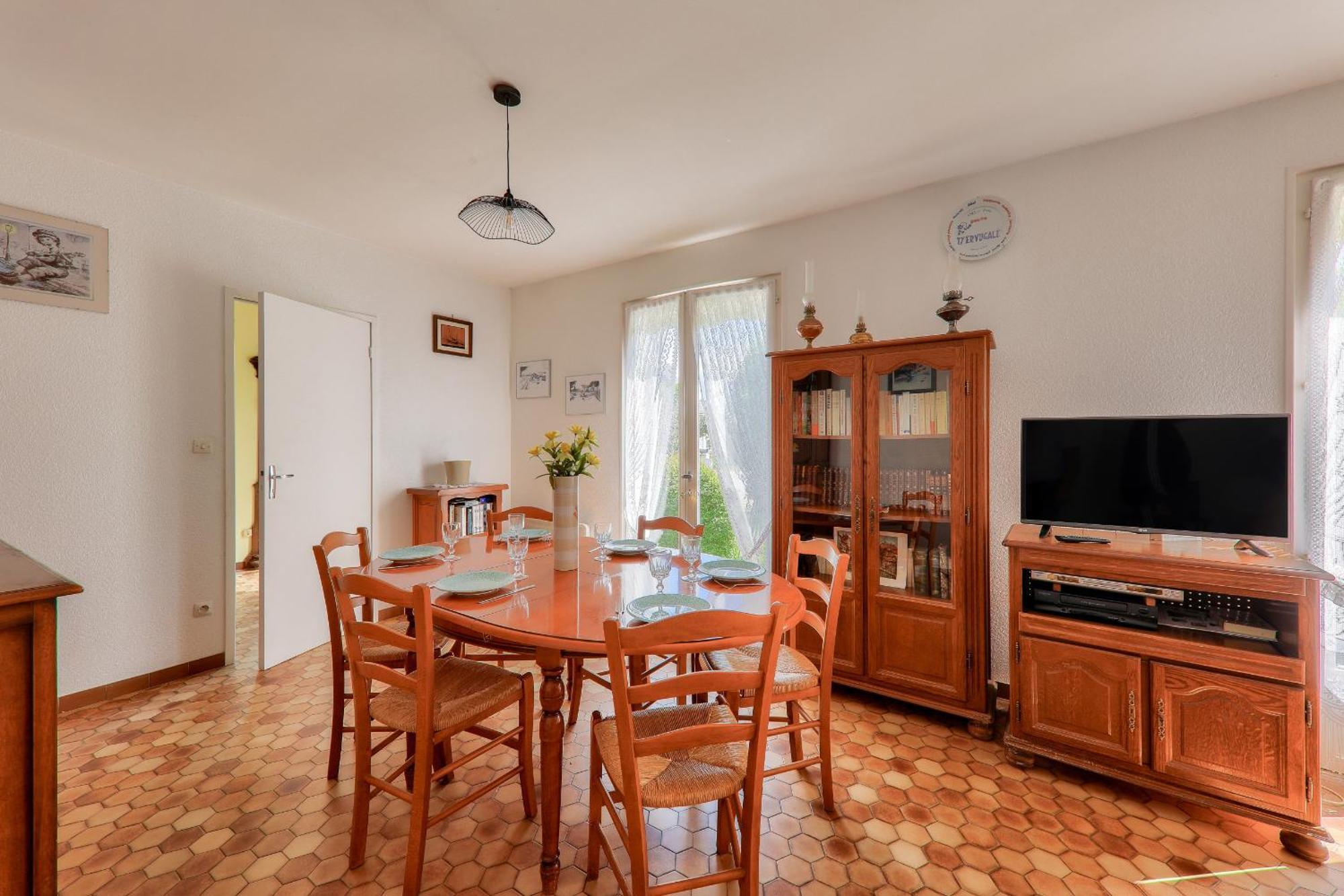 Vacances En Famille - Jardin - 800M De La Plage Сен-Жильда-де-Рюи Экстерьер фото